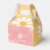 Daisy Hippie Baby wonderful First Birthday Party Bedankdoosjes (Achterkant)