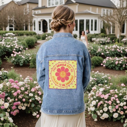 DAISY - Je moet niet bang zijn om jezelf te zijn Denim Jacket (Huwelijk Achterkant)