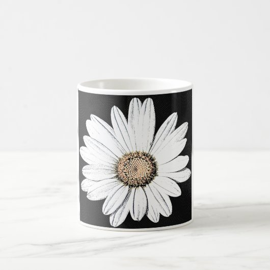 Daisy Mae Mok (Center)