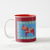 Daisy Mok w/dala horse (Links)