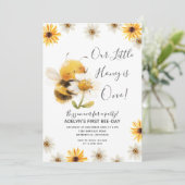 Daisy Onze kleine Honey Bee 1e Verjaardag Zonneblo Kaart (Staand voorkant)