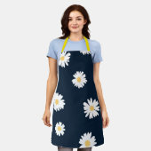 Daisy op blauw patroon schort (Gedragen)