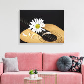 Daisy op Guitar Canvas Afdruk (Insitu (Woonkamer))