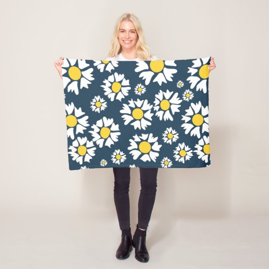 Daisy patroon, bloemenpatroon, witte madeliefjes fleece deken (In situ)