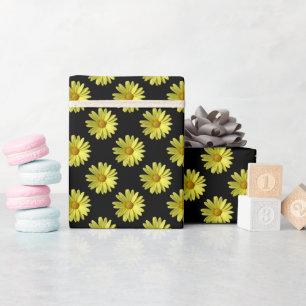 Daisy Pattern - Volledige kleur op zwart Cadeaupapier