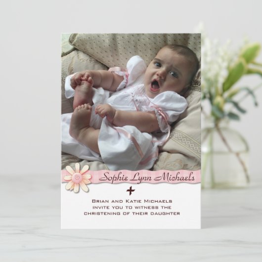 Daisy Pink Ribbon Religieuze Fotouitnodiging Kaart (Staand voorkant)