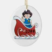 Daisy Scout Sled Black Hair Keramisch Ornament (Rechts)