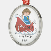 Daisy Scout Sled Brunette Metalen Ornament (Links)