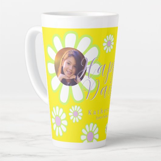 Daisy Simple Photo Yellow Latte Mok (Linkerhoek)