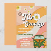 Daisy Two Groovy Birthday Invitation, 70 s verjaar Kaart (Voorkant / Achterkant)