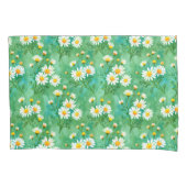 Daisy Whispers – Watercolor Meadow Pattern Kussensloop (Voorkant)