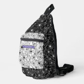 Daisy Wildflower Zwart Wit Patroon Paarse Naam Sling Bag (Rechterhoek)