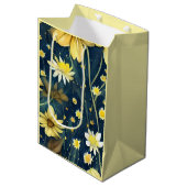 Daisy Wrapping Paper Medium Cadeauzakje (Voorkant Gekanteld)