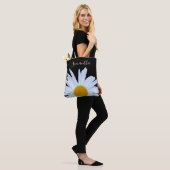 Daisy Zwart Wit Script Tote Bag (Op model)