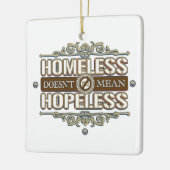 Dakloos betekent niet hulpeloos keramisch ornament (Links)