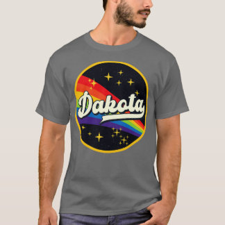 Dakota regenboog in ruimte  stijl t-shirt