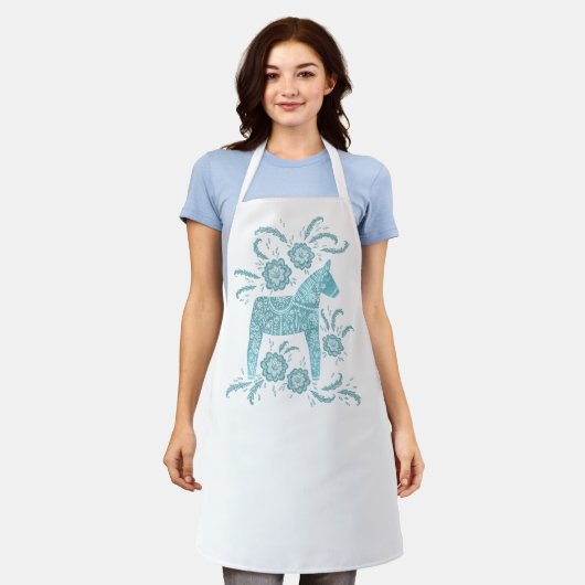 Dala Horse Blauwgroen Groen en Wit Zweeds Ontwerp Schort (Gedragen)