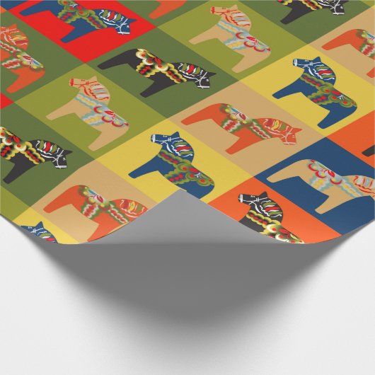  Dala Horse Swedish Folk Art Pattern Cadeaupapier (Hoek)