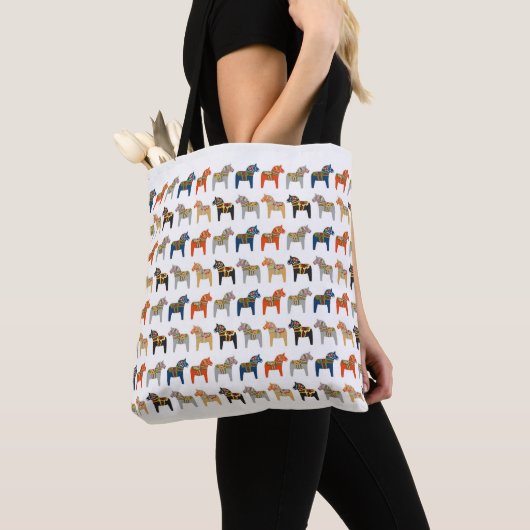 Dala Horse Swedish Folk Art Pattern Tote Bag (Dichtbij)