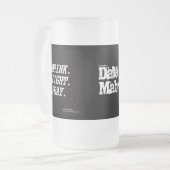 Dale Mabry drink vecht tegen mok van gebeden (Voorkant links)