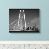 Dallas en Margaret Hunt Hill Bridge Canvas Afdruk (Insitu (Houten vloer))