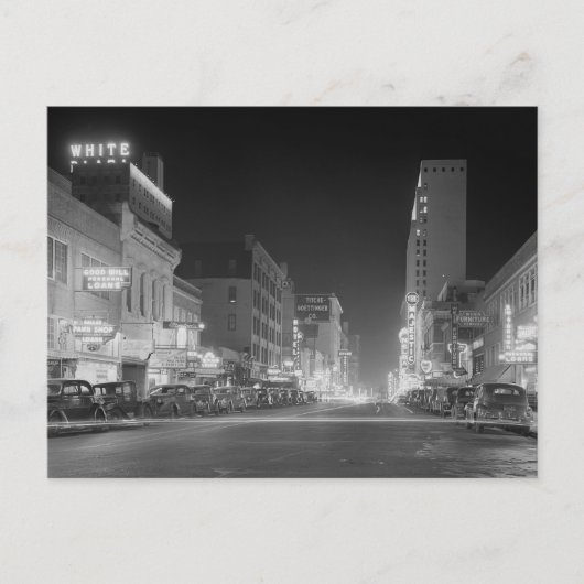 Dallas 's Nachts, 1942 Briefkaart (Voorkant)