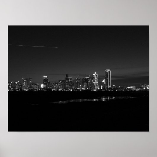 Dallas Skyline Dawn Pano Grayscale Poster (Voorkant)