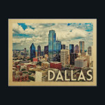 Dallas Texas Briefkaart Vintage Travel<br><div class="desc">Het ontwerp van Dallas Texas in Vintage Travel-stijl met een uitgebreid skyline-uitzicht voor steden.</div>