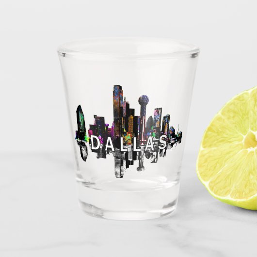 Dallas, Texas in graffiti Shot Glass Shot Glas (Voorkant)