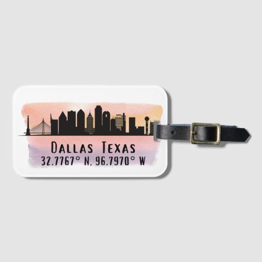 Dallas TX Skyline Latitude en Lengtegraad Bagagelabel (Voorkant (horizontaal))