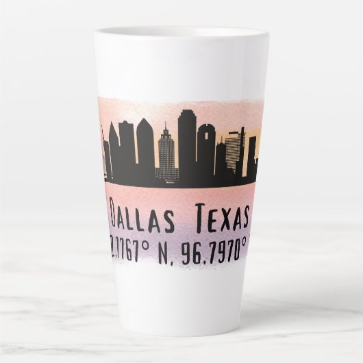 Dallas TX Skyline Latitude en Lengtegraad Latte Mok (Voorkant)