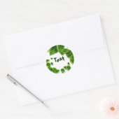 Dallende Groene Bladeren Ronde Sticker (Envelop)