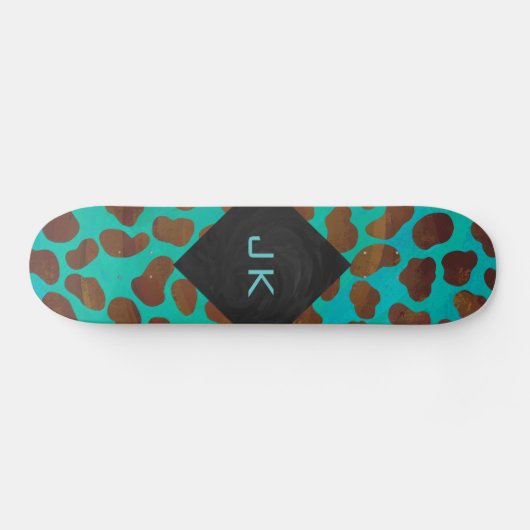 Dalmatian Brown en Blauwgroen met Monogram Skateboard (Horizontaal)