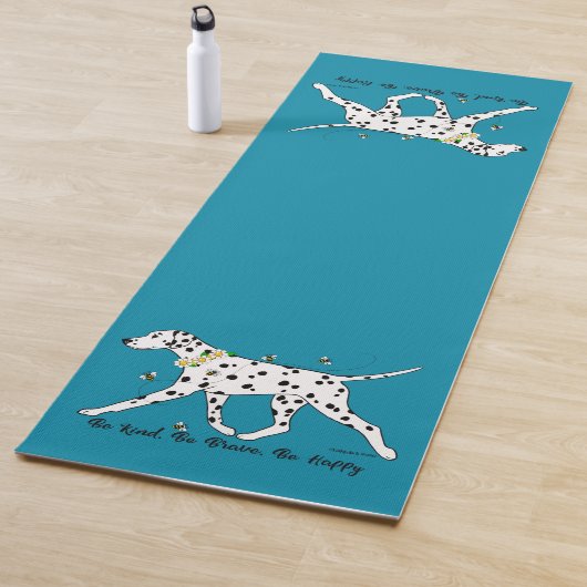 Dalmatian wees lief, wees moedig, wees blij yogamat (In situ)