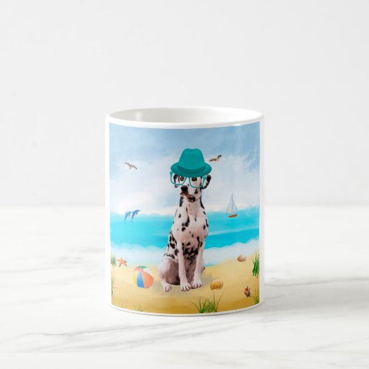 Dalmatiër hond op het strand koffiemok (Center)