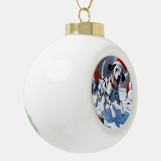 Dalmatische hardlopen in de sneeuw met kerst Pet Keramische Bal Ornament (Links)