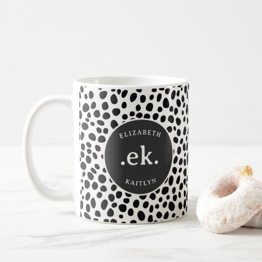 Dalmatische hond Abstract patroon grijs monogram Koffiemok (Met donut)