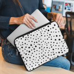 Dalmatische Spots, Dalmatische Stippen, zwart en w Laptop Sleeve<br><div class="desc">Cute,  leuke en schattige dalmatische vlekken in zwart-wit. Moderne en trendy gave,  perfect voor dalmatische minnaar in je leven.</div>