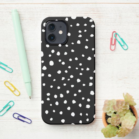 Dalmatische Stippen, Dalmatische spots, zwart-wit iPhone Hoesje (Op bureau)