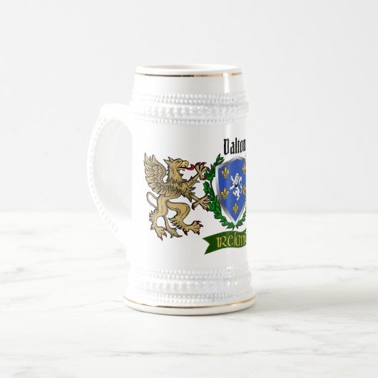Dalton Irish Shield Gepersonaliseerde Bier Stein Bierpul (Voorkant links)