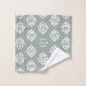 Damask Ambience Gepersonaliseerde Bleke Olijf Bad Handdoek (Wasdoekje)