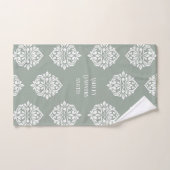 Damask Ambience Gepersonaliseerde Bleke Olijf Bad Handdoek (Handdoek)