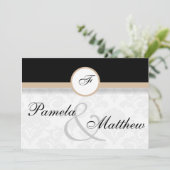Damask Beige Monogram Wedding Invitation Kaart (Staand voorkant)