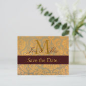 Damask Gold Bewaar de datum Monogram Aankondiging (Staand voorkant)