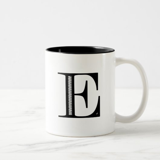Damask Letter E - Black Tweekleurige Koffiemok (Rechts)