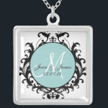 Damask Monogram Names Wedding Date Ketting<br><div class="desc">De  Groom sparen het Ketting van de Datum met damppatroon. Kunst en design door Elke Clarke ©2010. Damaspatroon van Elke Clarke. Geen duplicatie voor persoonlijk of commercieel gebruik toegestaan.</div>
