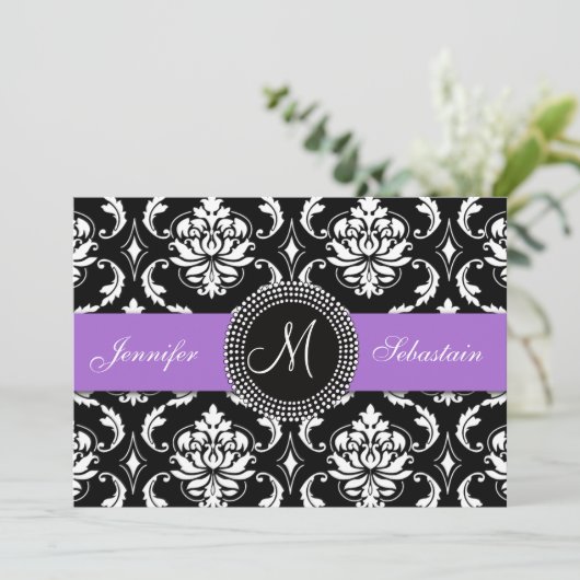 Damask Monogram Wedding Invitations Paars Kaart (Staand voorkant)