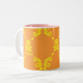 Damask Oranje-Yellow Tweekleurige Koffiemok (Voorkant links)
