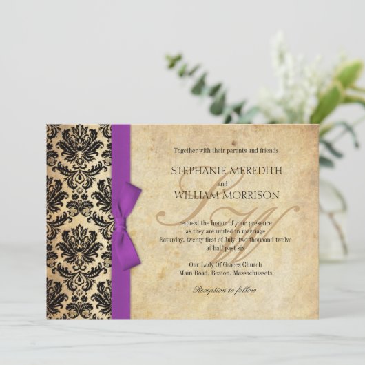 Damask Paarse Bow Wedding Invitation Kaart (Staand voorkant)