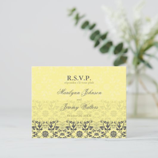 Damask Swirls Lace Butter RSVP Wedding Briefkaart (Staand voorkant)